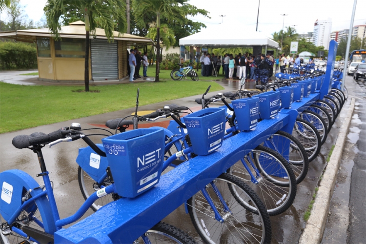 Prefeito entrega mais 10 estações do Caju Bike - SMTT Aracaju